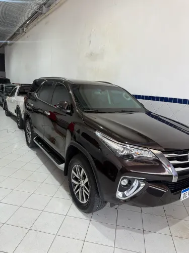 Toyota Hilux SW4 SRX 4X4 2.8 TDI 16V Dies. Aut. 2019