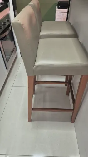 VENDO BANQUETAS