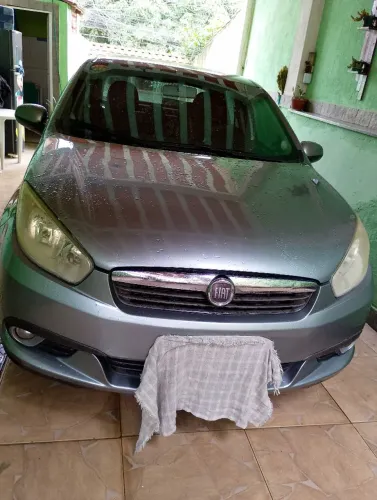 Fiat Grand Siena Attrac. 1.4 EVO F.flex 8V 2013