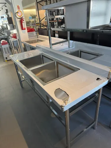 Bancada inox com 2 cubas 1,90x0,70 Nova 