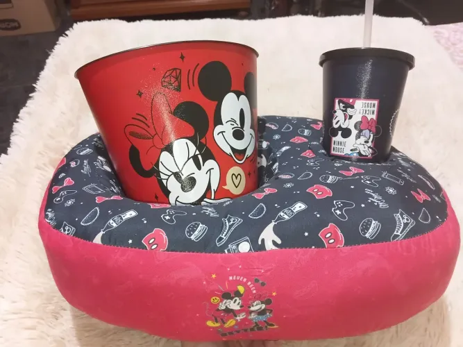 Kit cinema minie e mickey novo