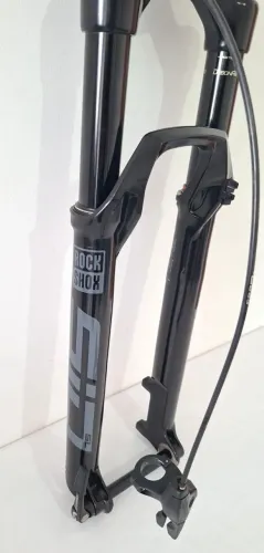 Suspensão Rockshox Sid Base Boost 120mm 2 Estagios C/ Trava no guidão