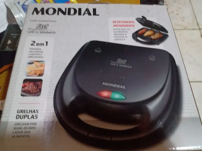 Sanduicheira Mondial 220v