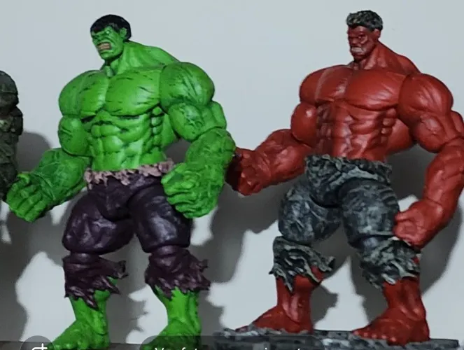 LOTE 02 FIGURAS HULK + 01 HULKBUSTER 