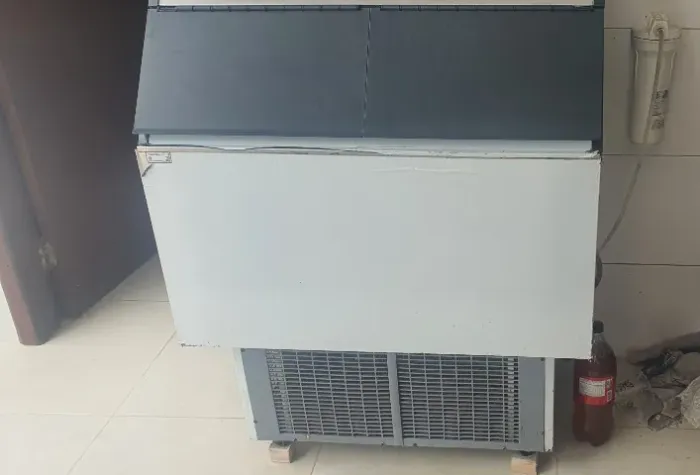 Maquina de gelo proficional