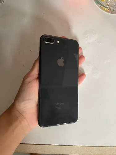 iPhone 8 Plus 64GB