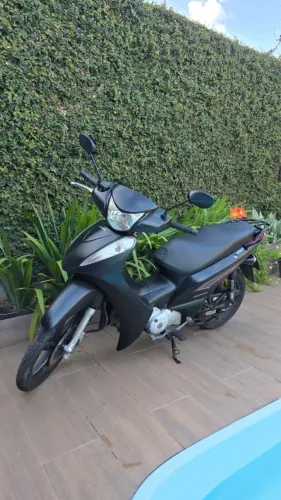 Vende-se Honda Biz 125 EX 2015 - Excelente Estado!