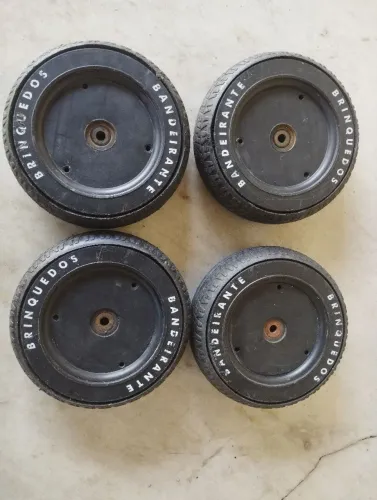 Rodas brinquedo Bandeirante