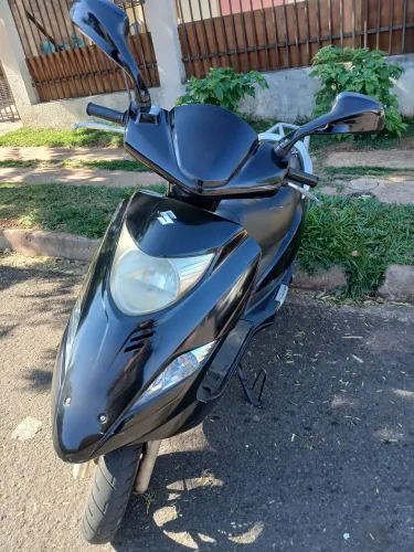 Vendo Burgman ano 2012 partida elétrica