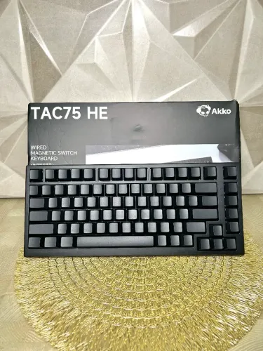 Teclado Magnético Akko TAC 75 HE com Fio