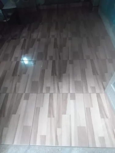 Pedreiro e ladrilheiro pisos 25 reais metro quadrado disponível começo imediato 