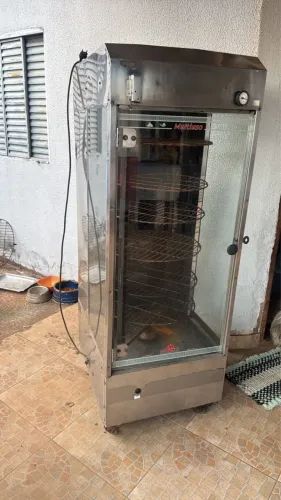 Maquina de assar frango