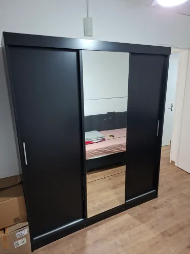 Guarda-roupas 3 portas com espelho