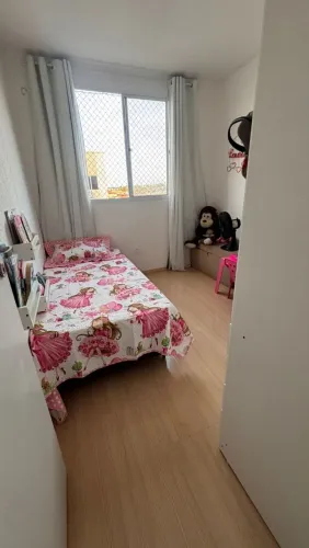 Base cama box solteiro usada
