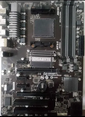 Placa mãe ga970 com defeito (para conserto)