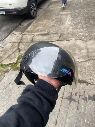 Capacete RAVA preto