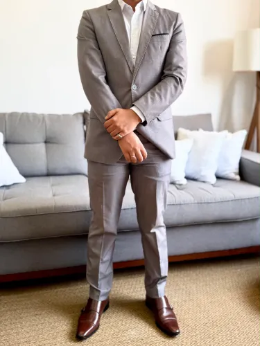 Terno (costume) - Paletó/Blazer e Calça (VELMOND)