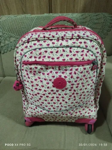 Mala escolar kliping 