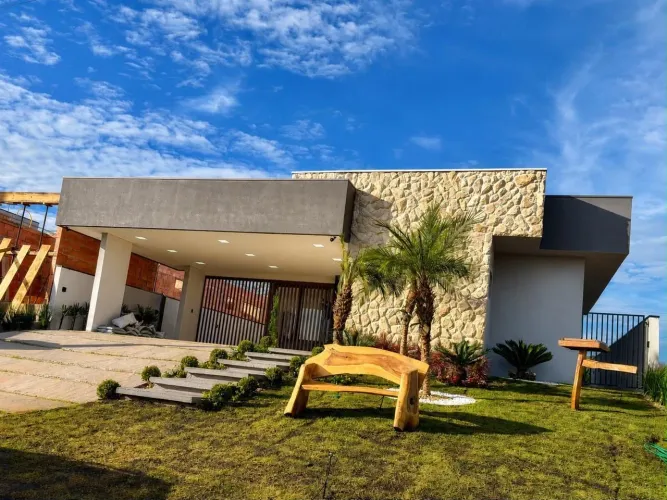Oportunidade!! Casa nova no setor Iate Riviera de Santa Cristina XIII 