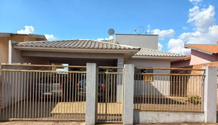 Casa para Venda em Rolândia, Jardim Nobre, 3 dormitórios, 1 suíte, 3 banheiros, 2 vagas