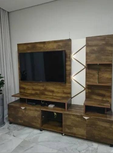Estante Home