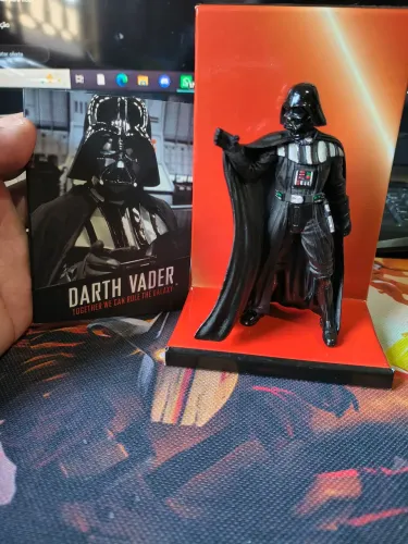 Action Figure + Livro: Darth Vader - Star Wars