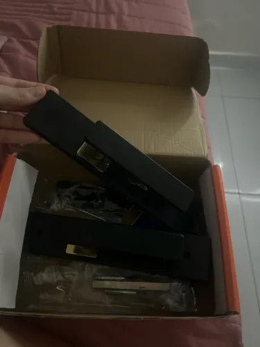 Fechadura de porta nova