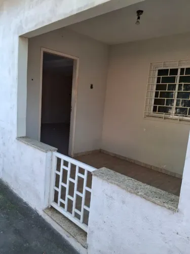 Casa para venda com 130 metros quadrados com 2 quartos