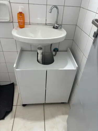 Armário de pia