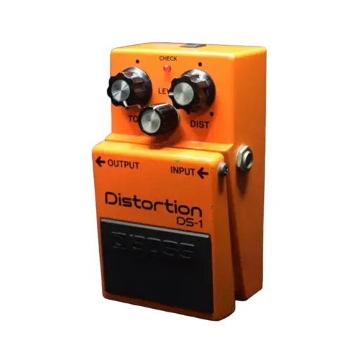 Boss Distortion DS-1