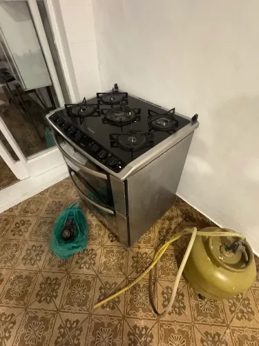 Fogão elétrico 5 bocas (+ mangueira de 3 metros)