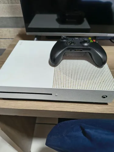 Xbox one s vídeo game