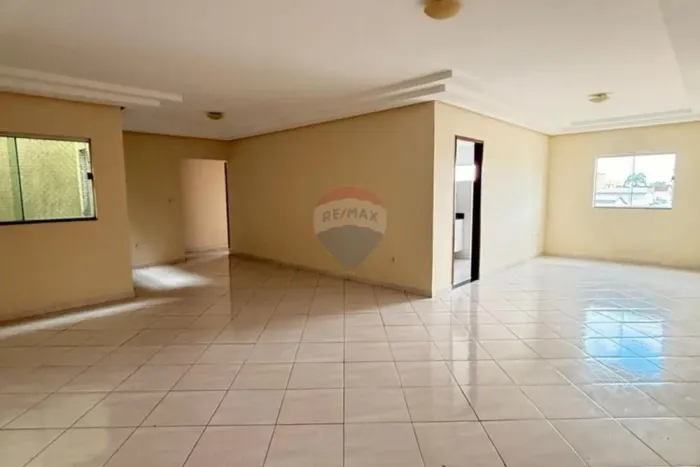 Apartamento no Centro de Teixeira de Freitas