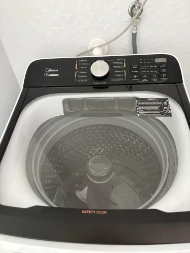 MÁQUINA MIDEA 13kgs 