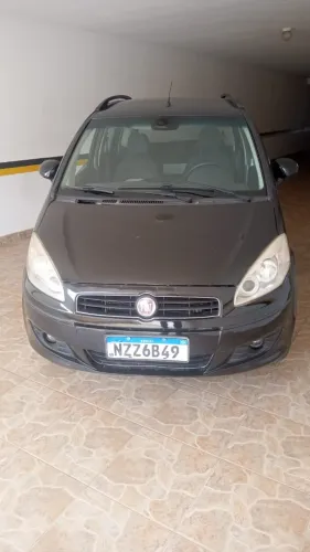 Fiat Idea Attractive 1.4 Fire Flex 8V 5P 2012