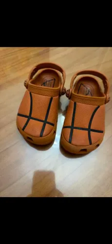 Crocs infantil