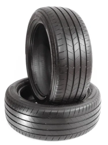Pneus 205/50r17 Bridgestone Ótimos Virtus Polo Civic Sentra Versa Punto Argo C30 Sandero
