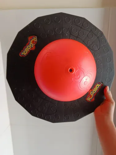 Pogobol Estrela ( preto e laranja )