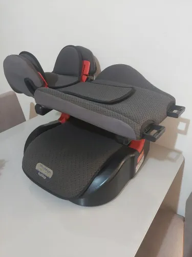 Carrinho e cadeirinha de bebê