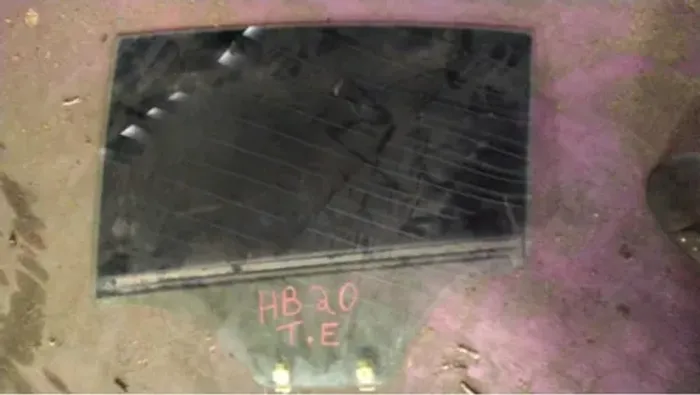 Vidro Porta Traseira Esquerda Hyundai Hb20 Sedan 2012 / 2019