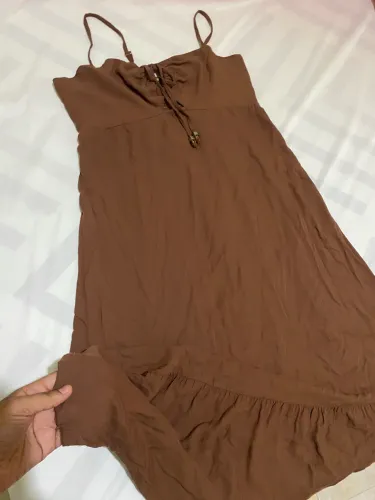 Vestido marrom longo