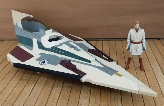 Star Wars - Nave Starfighter e Obi-Wan Kenobi