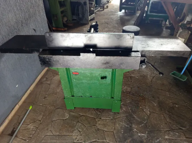 Plaina siccar ferro trifásica 180x35 3 facas no estado