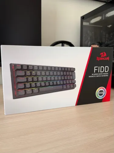 Teclado Magnético Redragon Fidd 8K Switch Pink
