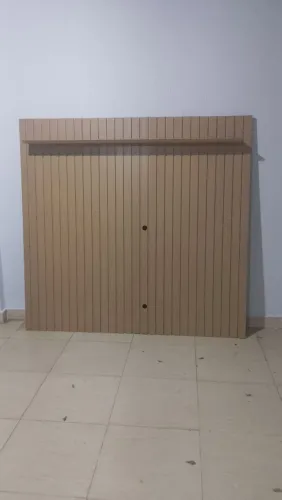 Vendo painel e rack ambos de parede em perfeito estado