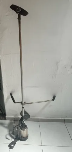Roçadeira por indução elétrica 220V