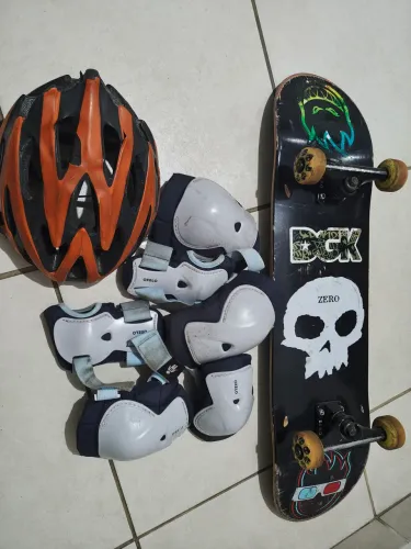 Skate Zero completo + acessórios.