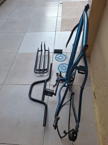 Vendo pecas de uma bike aro 26 aceito ofertas