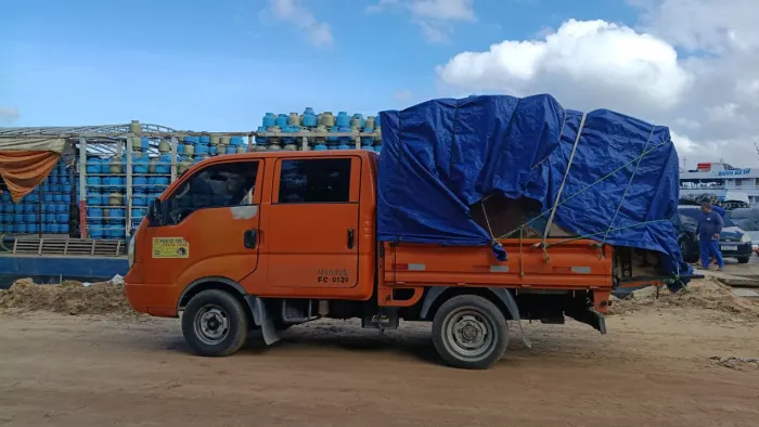 Transporte de pequenas cargas e passageiros