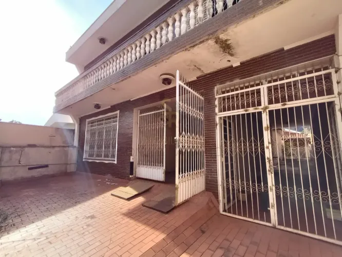 Casa Sobrado com Edícula para Venda no Bairro Jardim Paulista, em Ribeirão Preto SP.